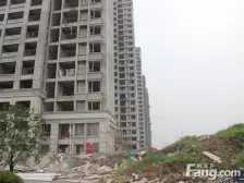 太湖新城 长桥雅苑 两房 中间楼层 看房方便 诚心出售