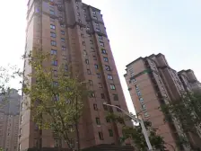 近地铁+边套+电梯房+中间楼层+满五年