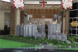 新城区泽信加州公馆精装修楼层好采光好房本满两年