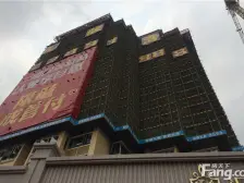 花园小区 户型方正 中高层精装修 业主诚心出售