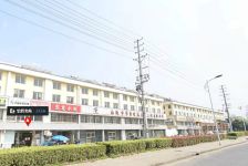 怡居北苑装修三室首排还有朝南大车库出售。