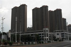 东边户大四房居家精装修东雅旁