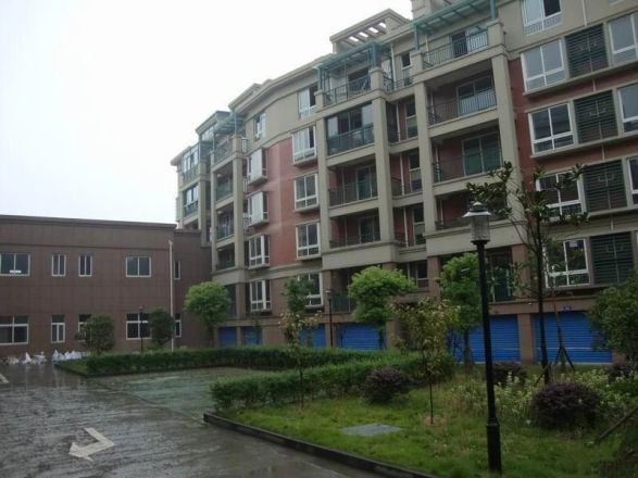 新升公寓实景图