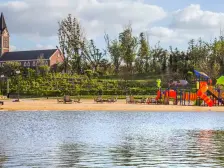 下叠别墅边户带大院子,全明户型四居室,门前车位