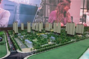 汽车东站近地铁次新小区精装三房经典通透户型周正