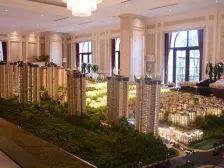 此房位于西附旁,居家安静,中间楼层,采光好。