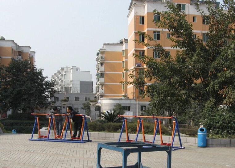 小区相关图