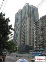 洪都公园里的电梯房小高层离美食街近阿文给力近