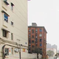 地铁口正规二室一厅诚心出售