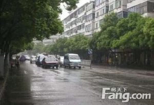 南京西路单位宿舍停车方便 近地铁二号线 入读28中