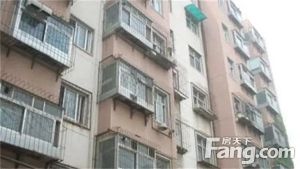 房子位置好、小区环境好,旁边配套齐全,交通便利无遮