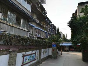抚琴西南路14号3室1厅西南