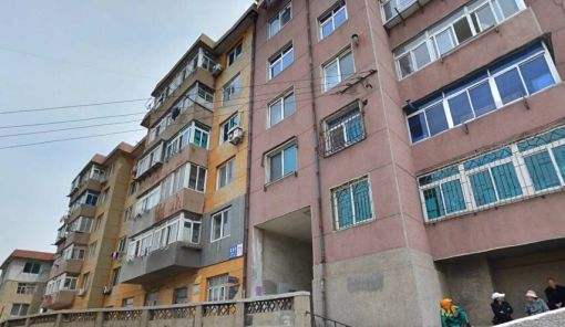  ����С��3��1��1���ϱ�����2500.00Ԫ/�³��� 