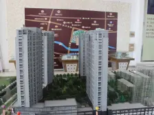 此房户型方正,楼层佳,采光好,万达商圈,交通便捷。