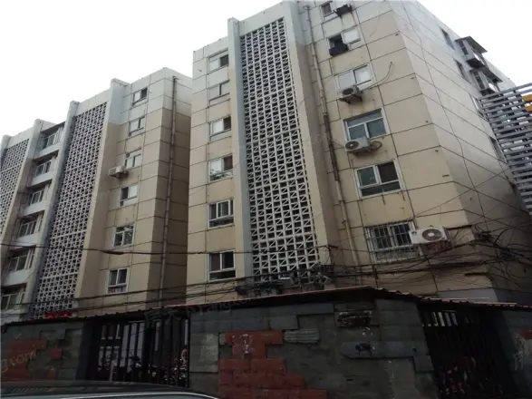 12中学宿舍实景图
