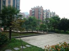 孔望山旁 近秦东门大街 全明2房 电梯10楼 大师都说好