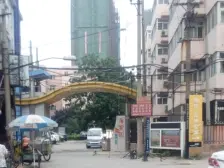 南阳路双地铁口!双阳台 两卧朝南 !