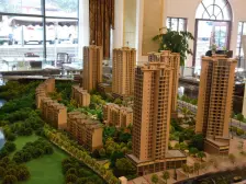 轻轨三号线旁边精装大三房业主诚心出售