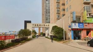 业主诚心出售,房子采光视野很好,带储物间,带露台