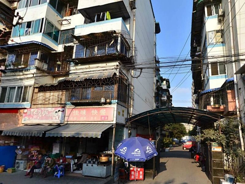 小区相关图