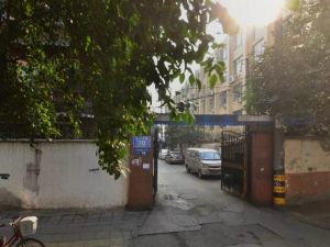 光荣西路70号 2室2厅 东