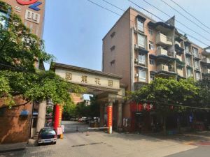 国龙花园4室3厅南