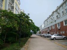 杰瑞花园 5室2厅 南