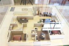 三室带车位储藏室 证满两年 元宝户型 全天采光