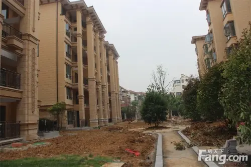中南世纪城实景图锦园小区实景图（2015-5-6）