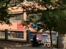 此房户型方正,视野采光好 楼层不错。