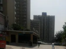 火车站西广场 天润花园一梯两户小高层精装四房有车位