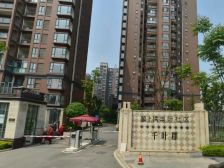 源上湾万融城三期D区3室1厅东西
