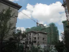 国际公馆双拼别墅,上下四层,带车库,带会所,带院子