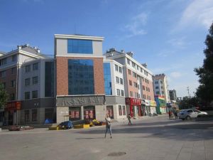 蝶园广场近,多层四楼好楼层,采光好,全天无遮挡