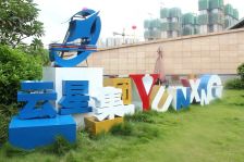 户型方正,采光通风好,离地铁150米。