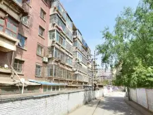 文化馆地铁站800米 精致一室一厅 中间楼层