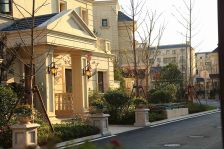 300万装修复式,花园位置,保养好,带车位,诚意卖