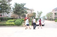 一品观园 联排别墅 带南北院子