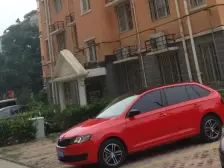 这个房子满五年不唯一 没有贷款 业主诚心出售