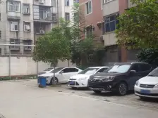 双气小区管理好,物业负责,小区很安静,停车比较方便