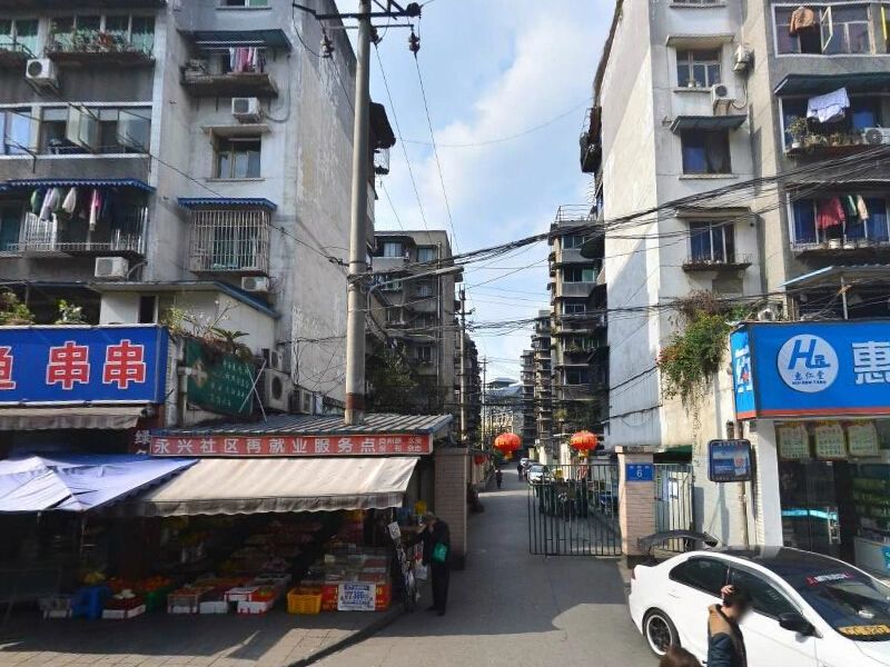小区相关图