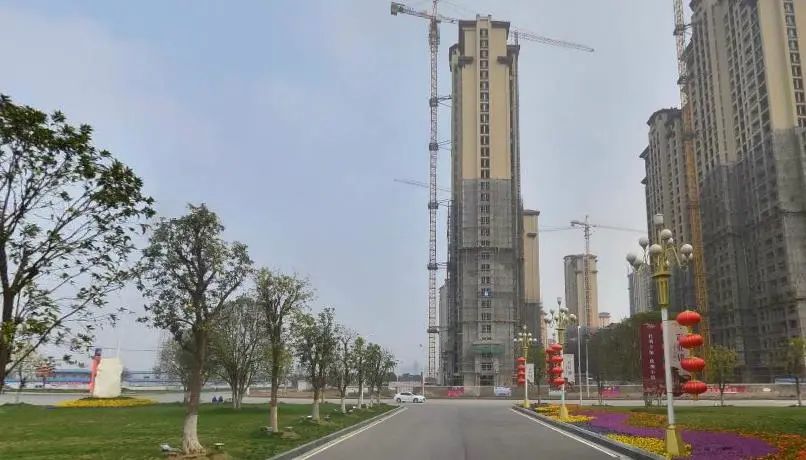 61平3居 南北向毛坯 方便看房,武汉洪山文化大道彩虹郡二手房 三室