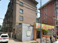 南关静宁路 3室1厅 带院子可停车 可按揭 随时看房