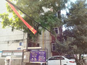 南昌路中间楼层两室采光通风户型好