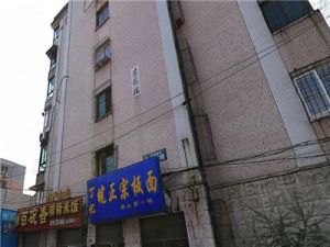 老本,交通方便。采光充足,公摊小