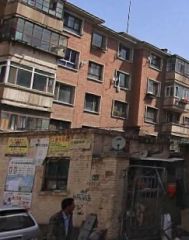 新华大街 落凤片区 南北通透 国标户型 停车方便