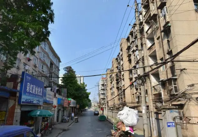 三三七社区
