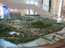 绿地写字楼毛坯位置好,视野开阔