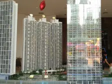 70年产权住宅 双地铁 轻轨已通 正南向 视野开阔 少放