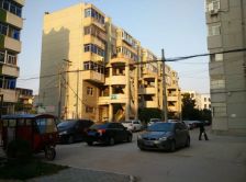 陇园新村 海宁中雪 隔了一块砖 多层二楼